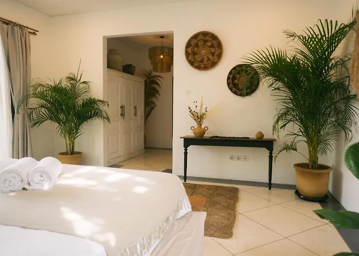 Splendid 3 Bedroom With Large Pool And Garden * 坎古